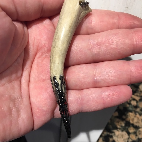 Antler shelf necklace - Picture 3 of 3